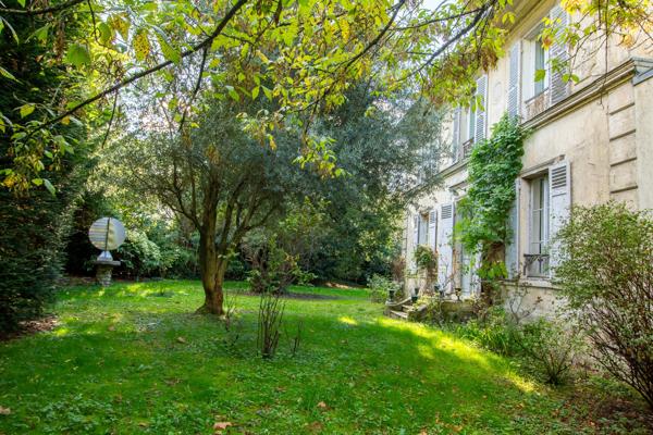 Maison 5 pièces - 270 m² Bien prestige