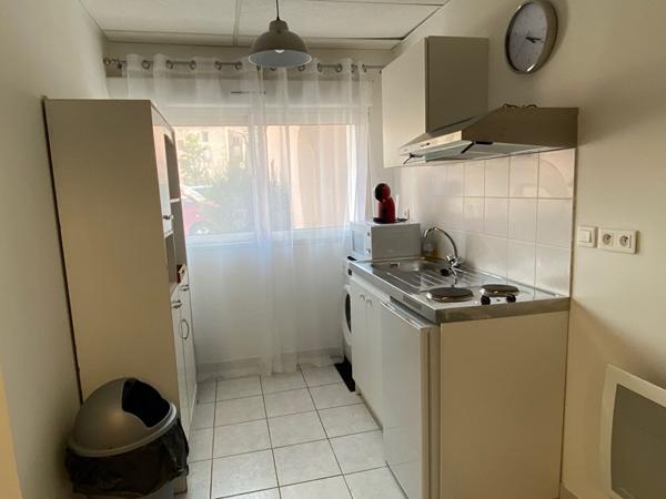STUDIO meublé - 31 m² - BEDARIEUX - LOYER 370 € CC