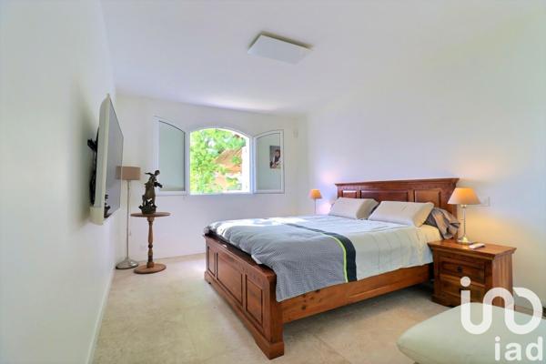 Maison à vendre 5 pièces 240 m² Marseille 13