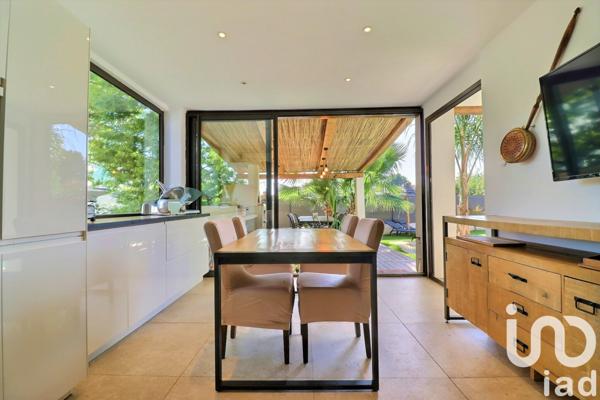 Maison à vendre 5 pièces 240 m² Marseille 13