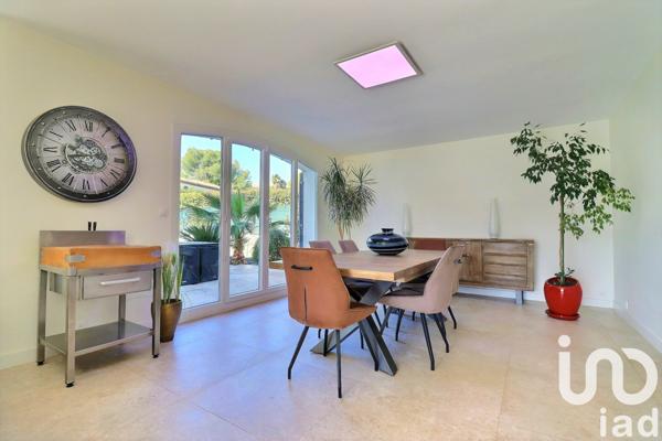 Maison à vendre 5 pièces 240 m² Marseille 13