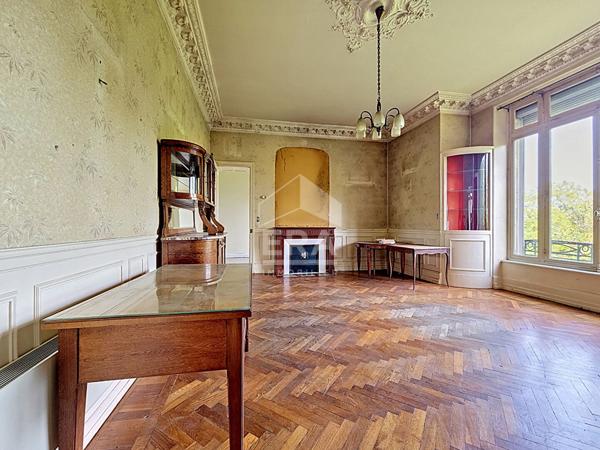 Maison de prestige à vendre à Longwy 