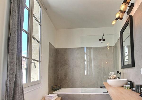 Magnifique appartement T2 de 47.10 m2 au coeur du centre-ville - Vendu Meuble pret a habiter