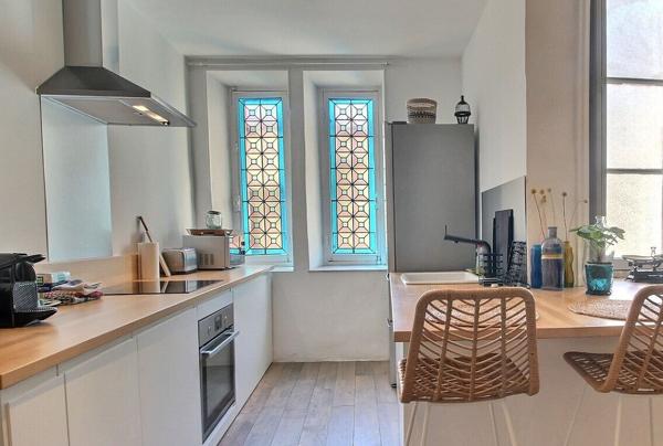 Magnifique appartement T2 de 47.10 m2 au coeur du centre-ville - Vendu Meuble pret a habiter