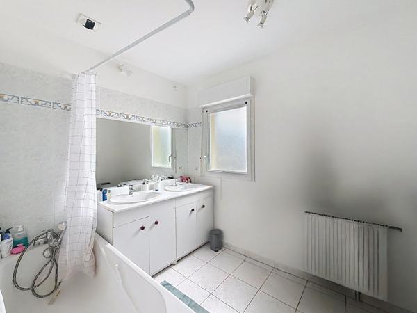 Appartement Trelaze 2 pièce(s) 47.80 m2