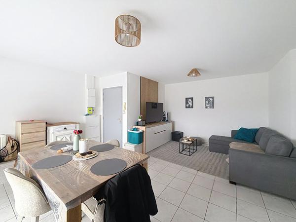 Appartement Trelaze 2 pièce(s) 47.80 m2