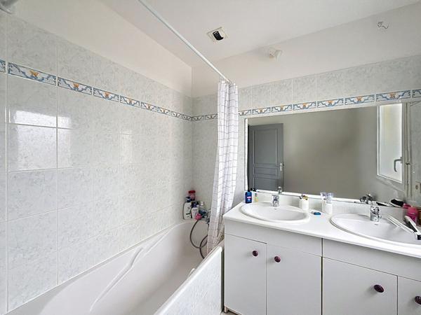 Appartement Trelaze 2 pièce(s) 47.80 m2