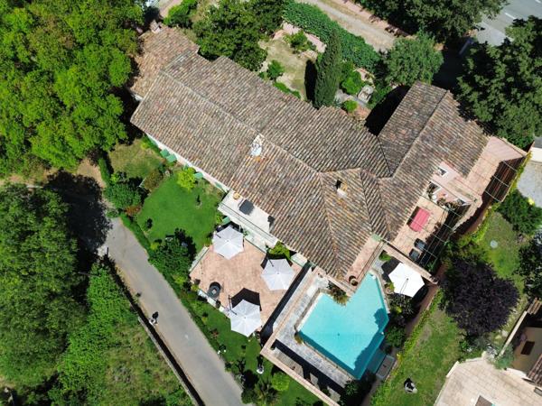 Maison à vendre  9 pièces - 350 m2 GRIMAUD - 83