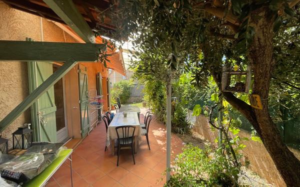 Maison à vendre    4 pièces •  Le Beausset