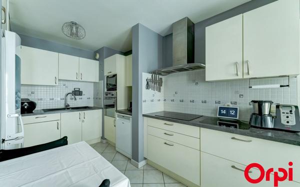 Appartement à vendre    4 pièces • 74,76 m2 Caluire-et-Cuire