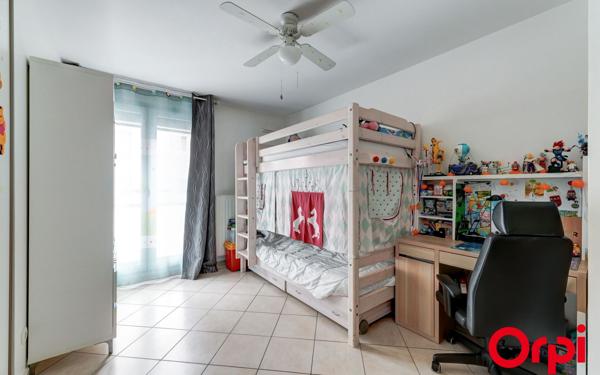 Appartement à vendre    4 pièces • 74,76 m2 Caluire-et-Cuire