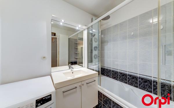 Appartement à vendre    4 pièces • 74,76 m2 Caluire-et-Cuire