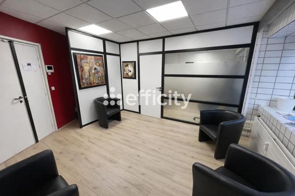 Bureau 5 pièces - 128 m²