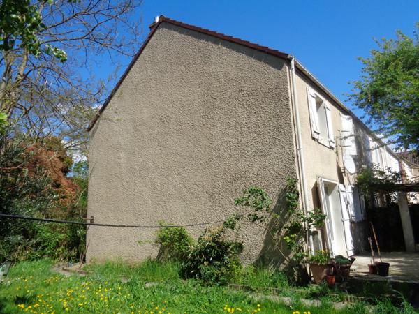 Très belle Maison 7P et 5 chambres à qqs minutes à pied de la gare RER de Cergy-Saint-Christophe
