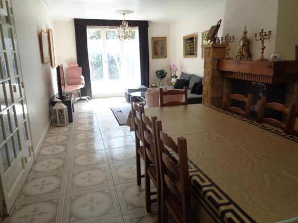Très belle Maison 7P et 5 chambres à qqs minutes à pied de la gare RER de Cergy-Saint-Christophe