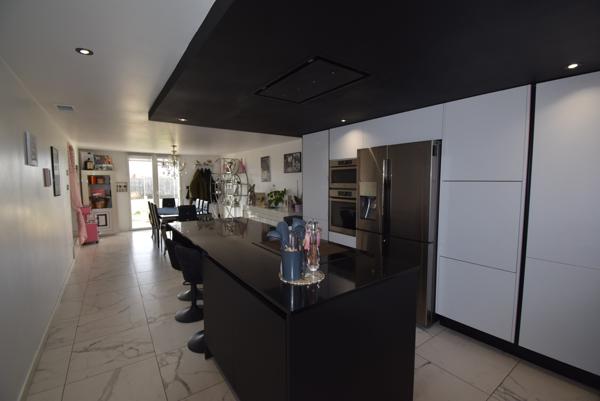 CINTEGABELLE- Maison 6 pièces 165 m² Cintegabelle (31550)