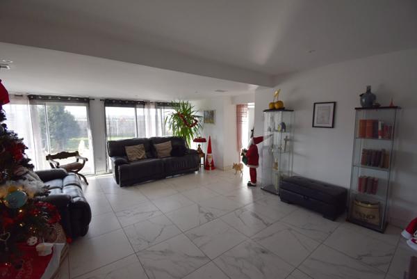 CINTEGABELLE- Maison 6 pièces 165 m² Cintegabelle (31550)