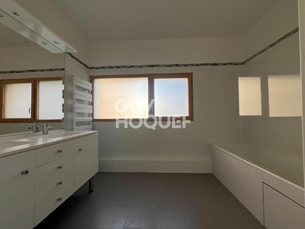 Appartement Nanterre 4 pièce(s) 98.44 m2
