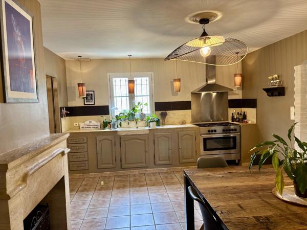 Vente Villa 6 pièces 187 m2 à Les Angles