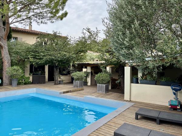 Vente Villa 6 pièces 187 m2 à Les Angles