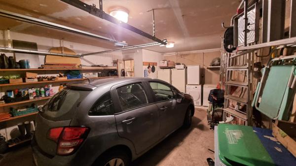 PROCHE MAINTENON, CHARMANTE LONGERE de 120 m², 4 pièces