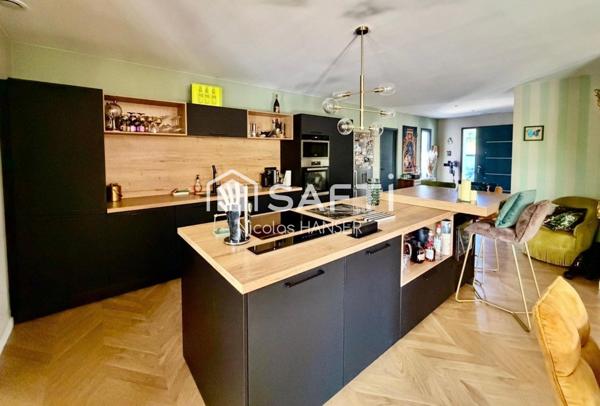 Maison contemporaine aux prestations haut de gamme située entre Nimes, Uzès et Alès