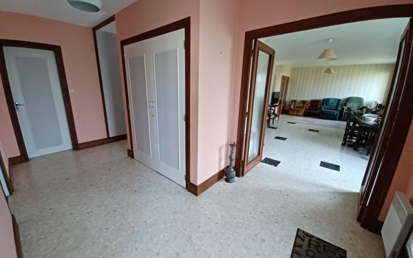 Maison à vendre    6 pièces •  Saint-Xandre