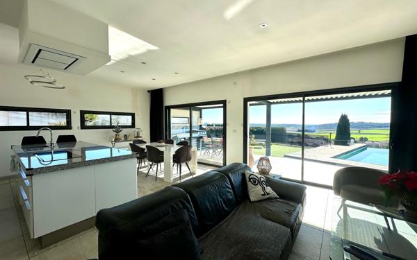 Maison à vendre    4 pièces •  Calvisson