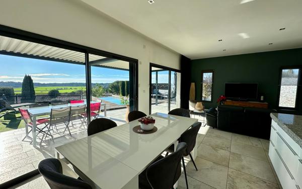 Maison à vendre    4 pièces •  Calvisson