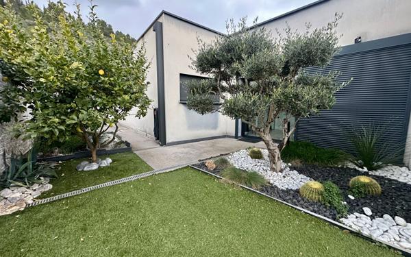 Maison à vendre    4 pièces •  Calvisson