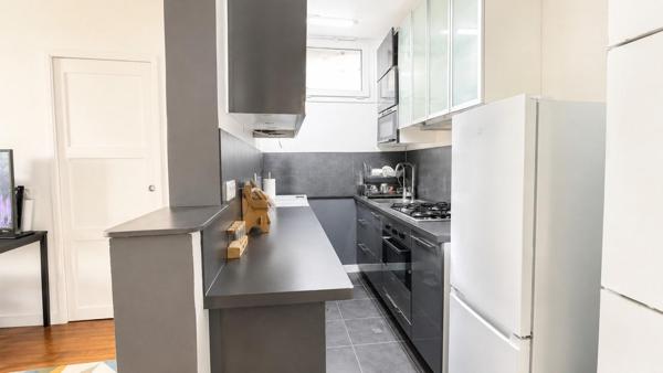 Appartement 2 pièces rénové Gondole Sud