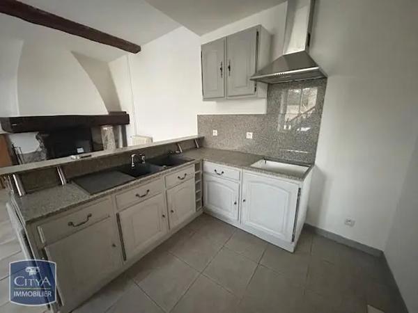 Appartement à louer 4 pièces 98.57m²