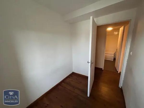 Appartement à louer 4 pièces 98.57m²