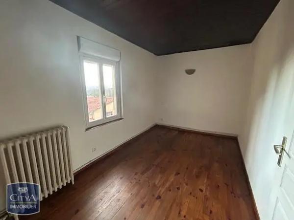 Appartement à louer 4 pièces 98.57m²