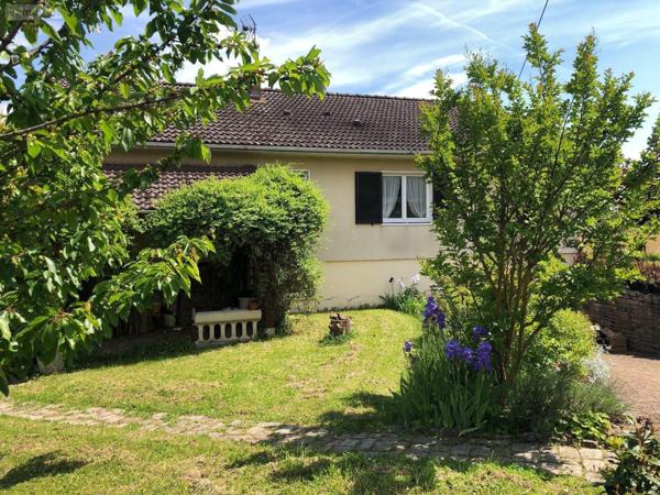 Maison à vendre à Châtenoy-le-Royal en Saône-et-Loire (71880), ref : 13783/568