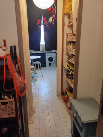 Grand duplex avec terrasse, proche du rer A et E Val de fontenay, des écoles, des commerces de proximité et du centre commercial