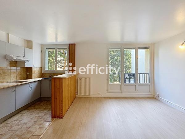 Appartement
         1 pièce
        - 32 m² Exclusivité 125 000 € *
