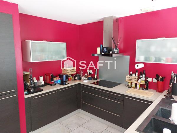 Maison 5 pièces située sur un terrain de 1 293 m²