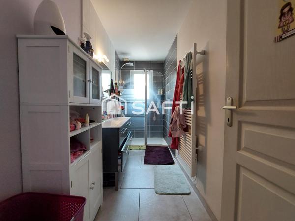 Maison 5 pièces située sur un terrain de 1 293 m²