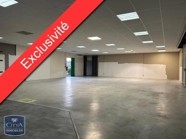 Local commercial à vendre 200m²