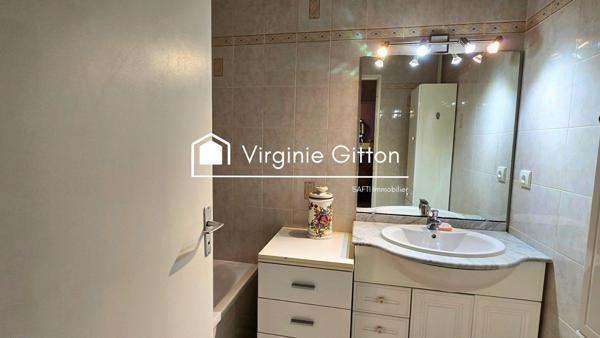 F2 + CAVE + PLACE DE PARKING PRIVATIVE