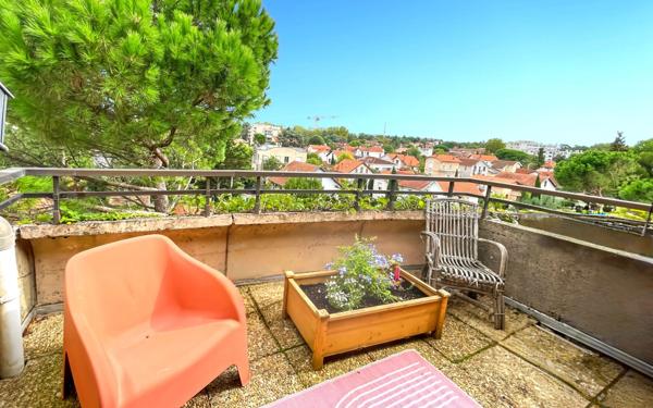 Appartement à vendre    3 pièces • 82 m2 Toulouse