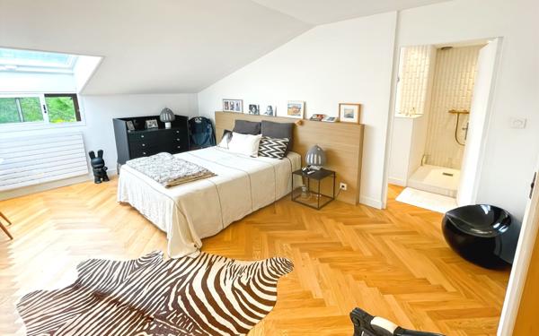 Appartement à vendre    3 pièces • 82 m2 Toulouse