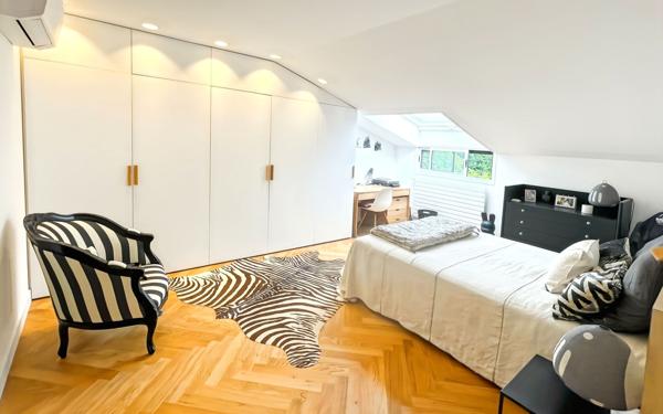 Appartement à vendre    3 pièces • 82 m2 Toulouse