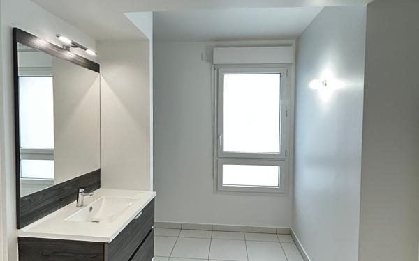 Appartement à louer    2 pièces • 41,10 m2 Châtillon