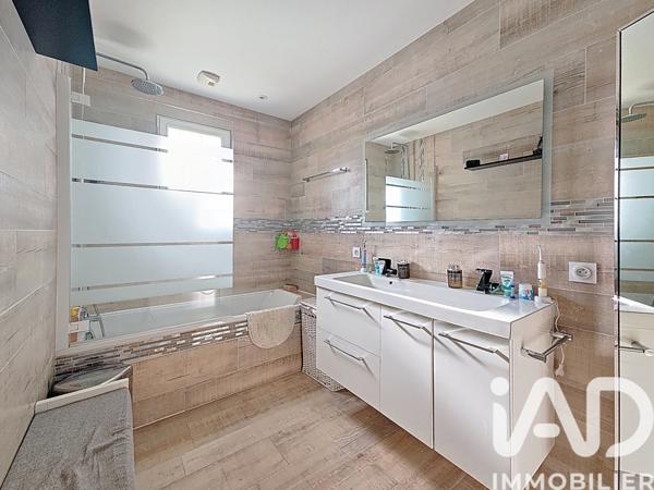 Maison à vendre 5 pièces 156 m² Divatte-sur-Loire