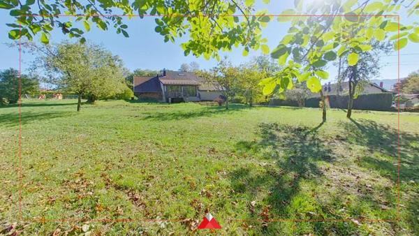 Maison individuelle de caractère avec 2964m² de terrain