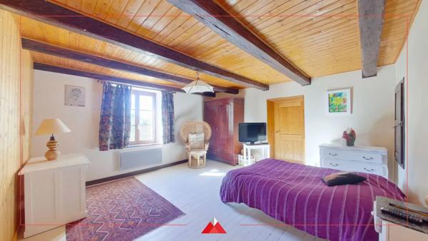 Maison individuelle de caractère avec 2964m² de terrain