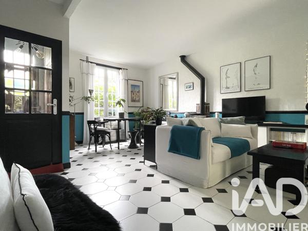 Maison à vendre 6 pièces 109 m² Saint-Leu-la-Forêt