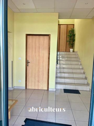 Bureaux Clés en Main lumineux et accessible en location à Vitrolles Hub(13127)